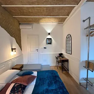 Casa de hóspedes Domus Avi -, Roma